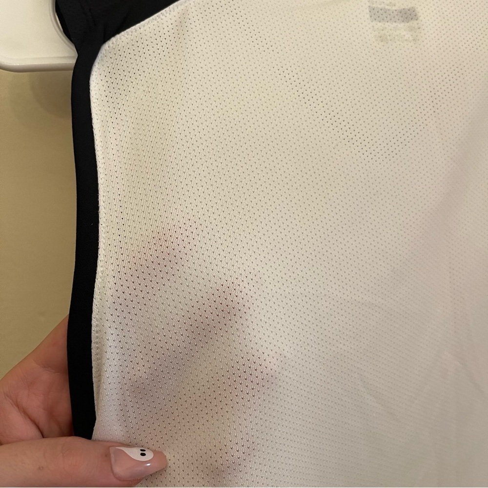 Nike Women’s Fit Dry Top - Picture 4 of 5